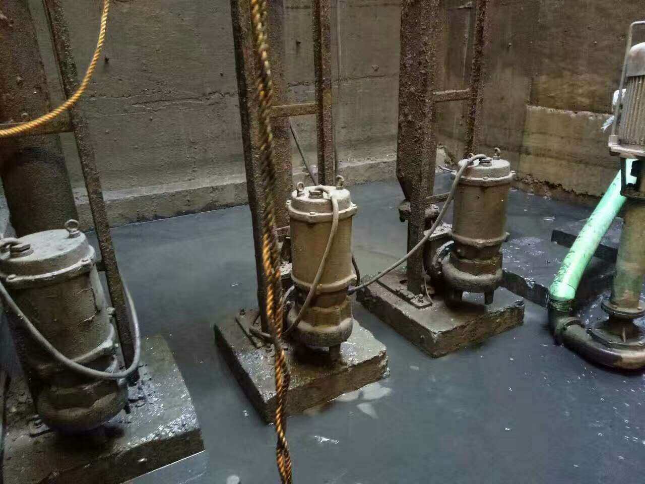 未央污水池清理